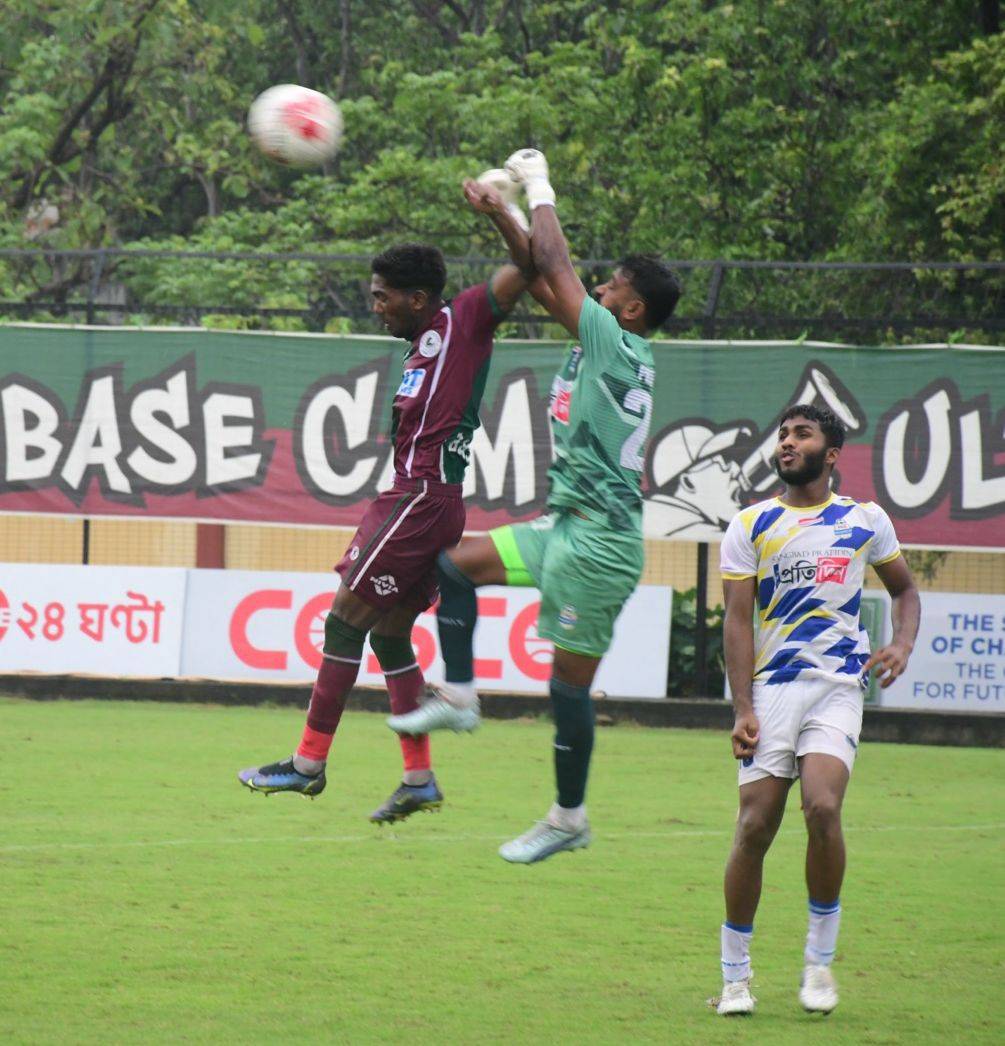 প্রথম ম্যাচেই আটকে গেল মোহনবাগান