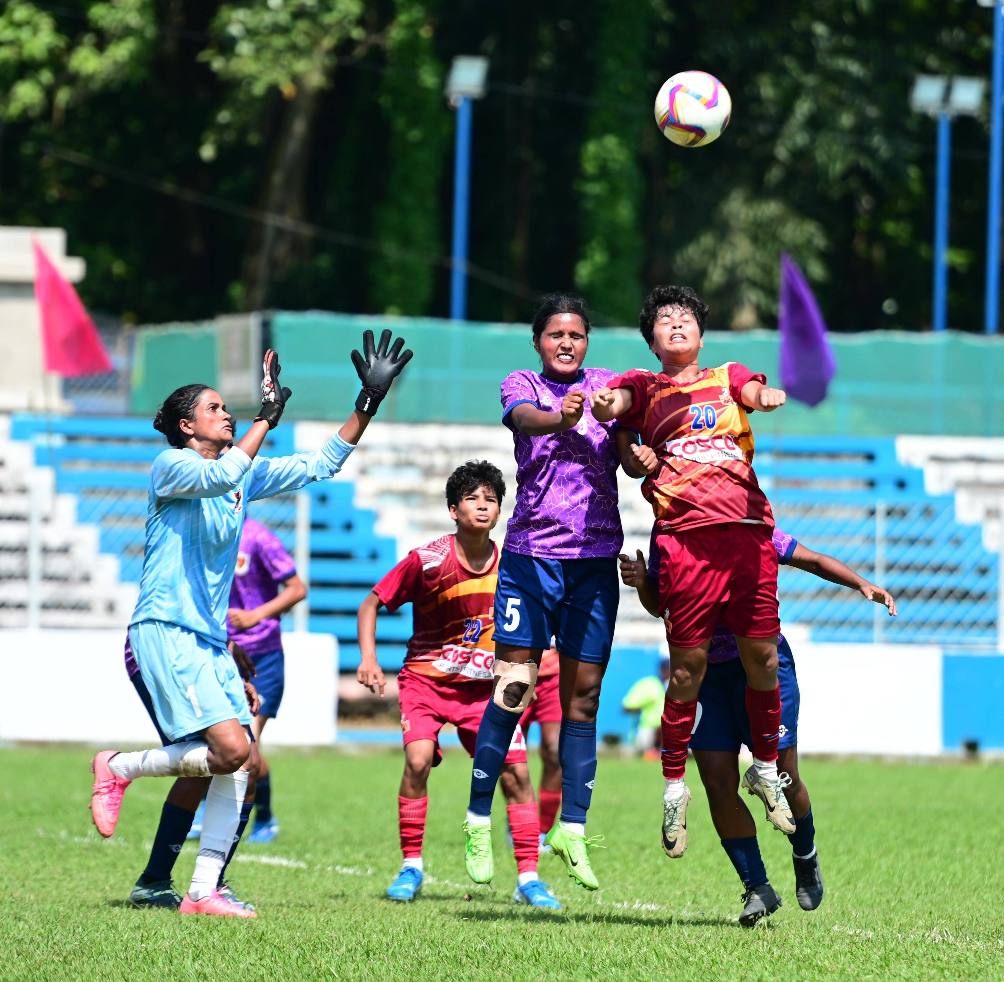 আবার সেভেন স্টার পারফরফরম্যান্স বাংলার মেয়েদের