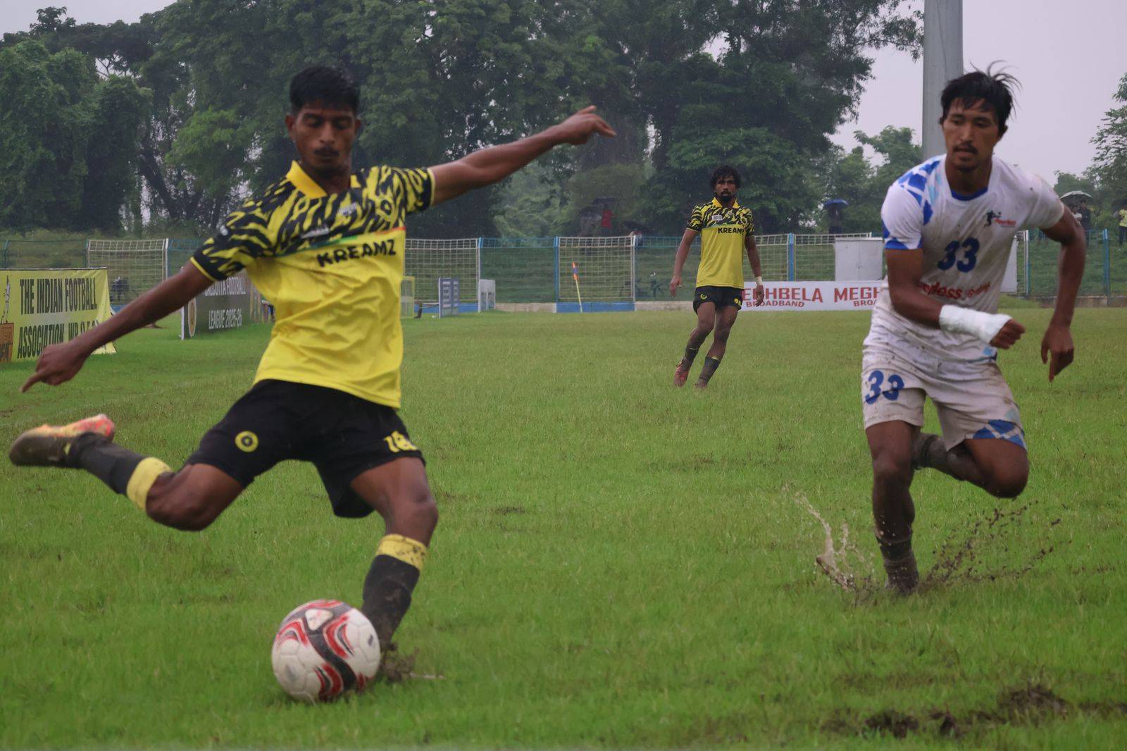 বড় জয় শ্রীভূমির, ড্র রেনবো ও পিয়ারলেসের