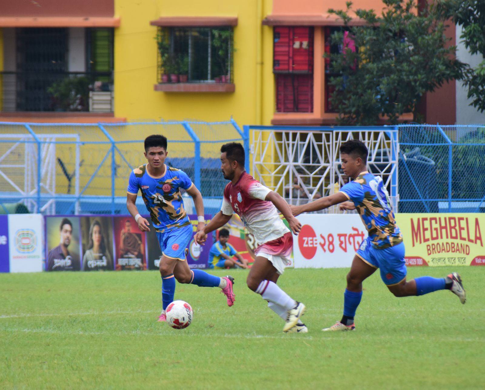 জিতল ইউনাইটেড, আর্মি রেড
